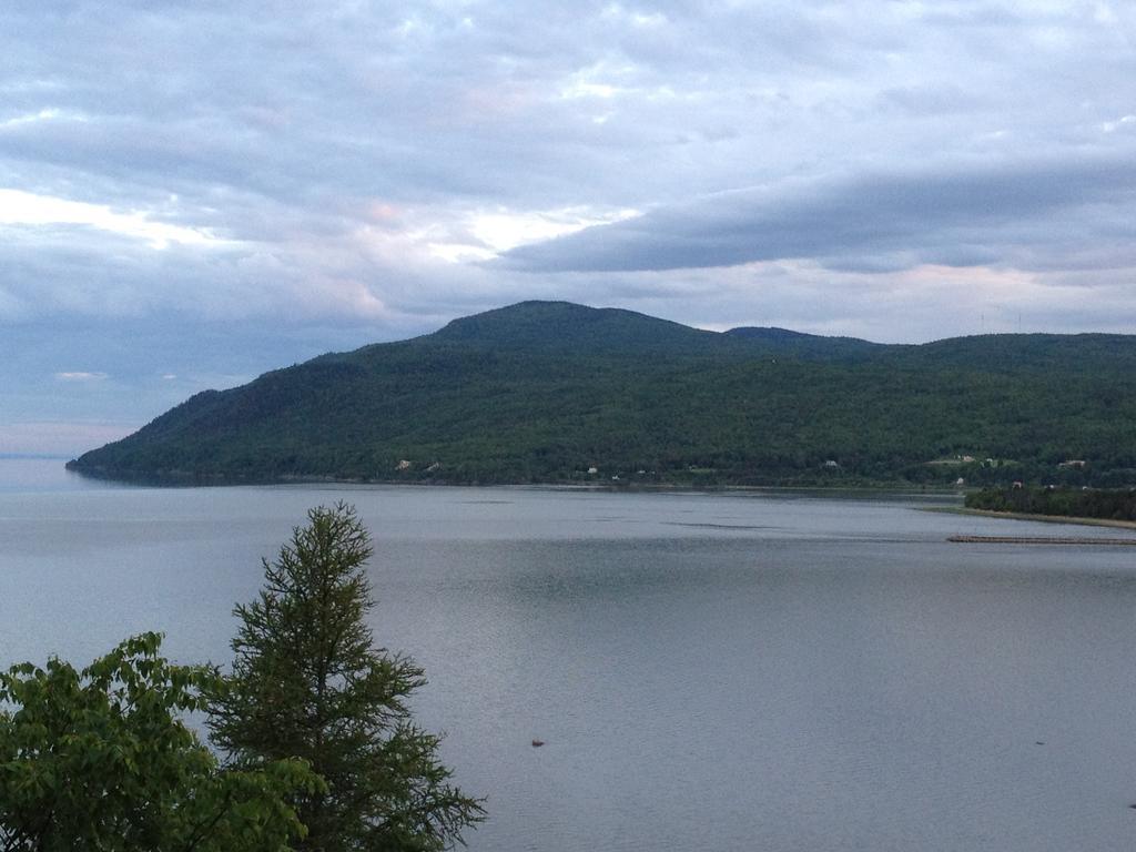 La Source Enchantée Baie-Saint-Paul Chambre photo